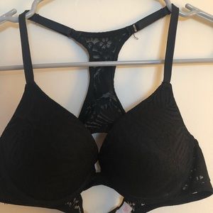 victoria secret black push up bra!